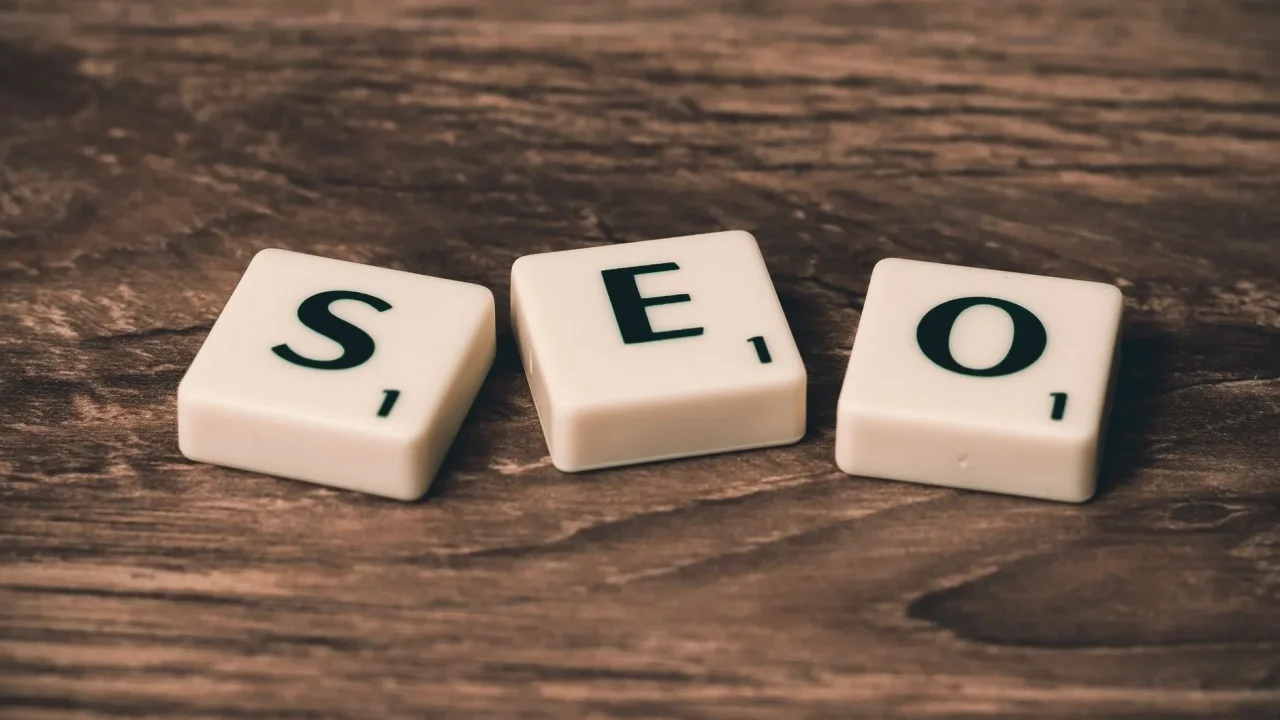 Plugin SEO Lokal Terbaik Untuk WordPress Gratis Atau Berbayar?